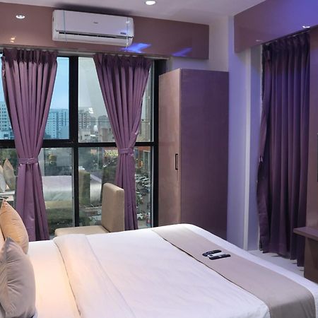 Hotel Czar Inn Surat Ngoại thất bức ảnh